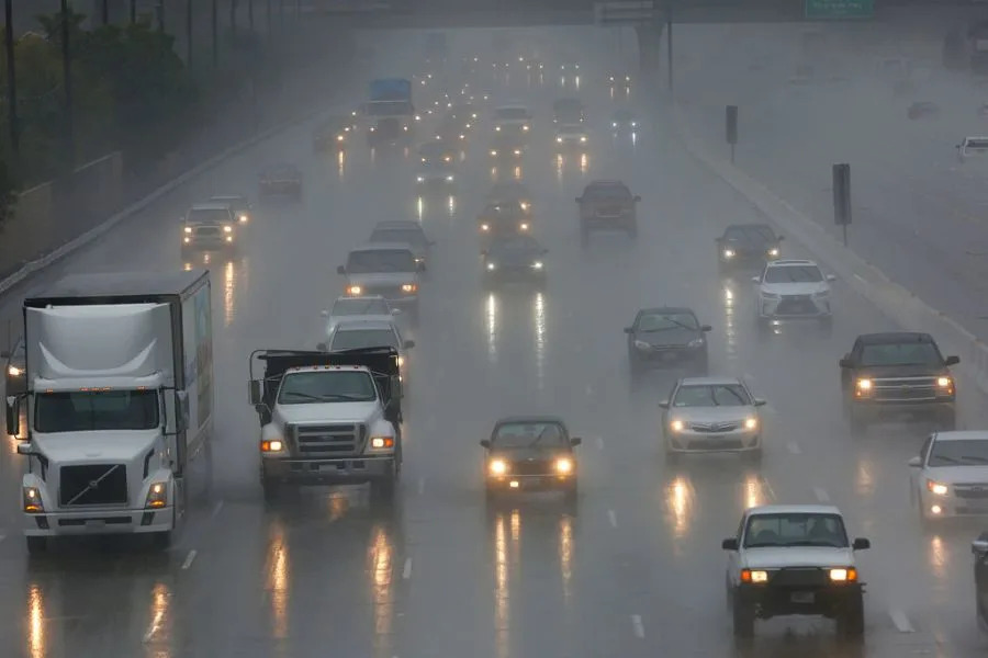 Travel advisory issued in NYC as region braces for heavy rain and flooding
