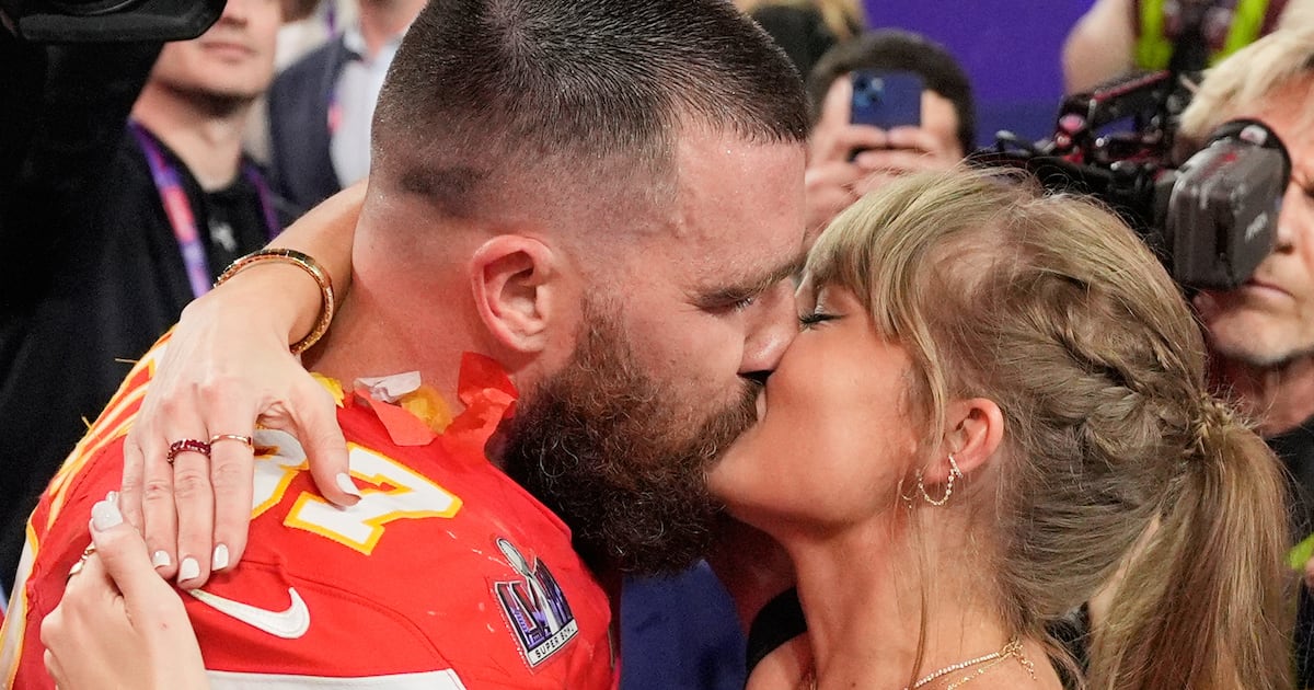 Taylor Swift and Travis Kelce Tie the Knot in NYC