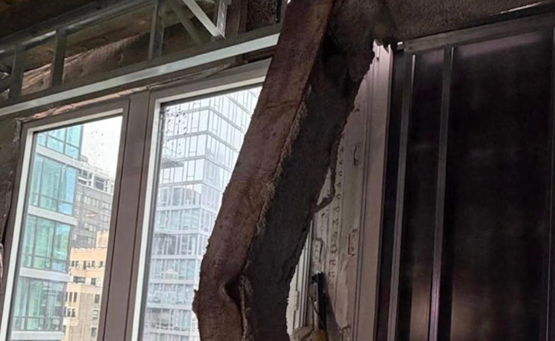 Scene report from Manhattan's collapsing high-rise.