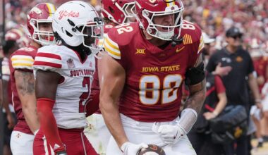 Tyler Moore signs with New York Giants following workout