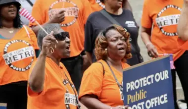 New York Metro Area Postal Union Holds Day of Action for America's Postal Service / Keep Bryant Park Station Post Office Open!
