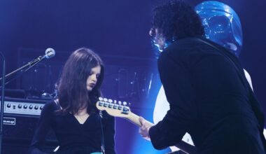 Jack White reunites with daughter Scarlett on stage in Brooklyn -