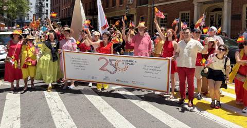 July 4 Parade Thrills Lower Manhattan History Lovers, Tourists Too