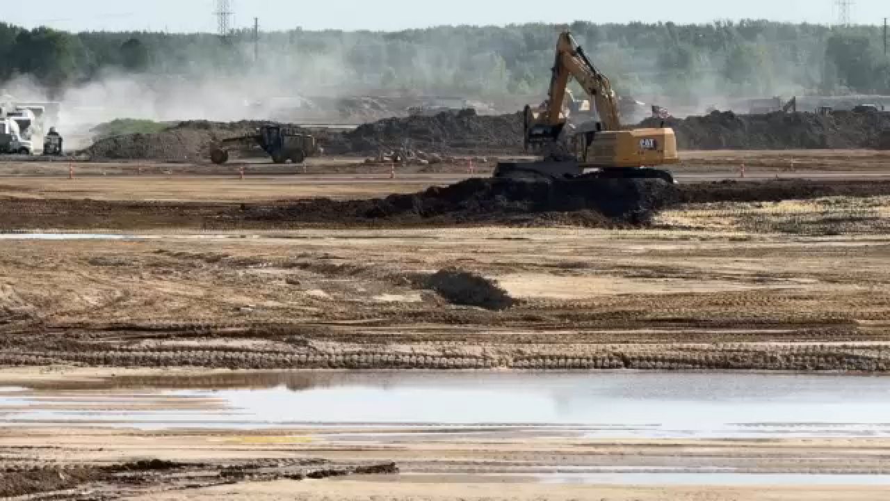 Micron construction
