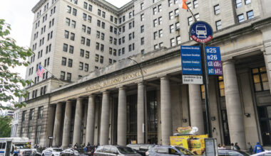 The Brooklyn Municipal Building sits on the corner of Joralemon and Court streets in Downtown Brooklyn. Eagle file photo by Rob Abruzzese