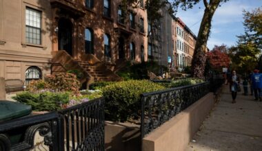 Carroll Gardens. Photo: Paul Frangipane/Brooklyn Eagle