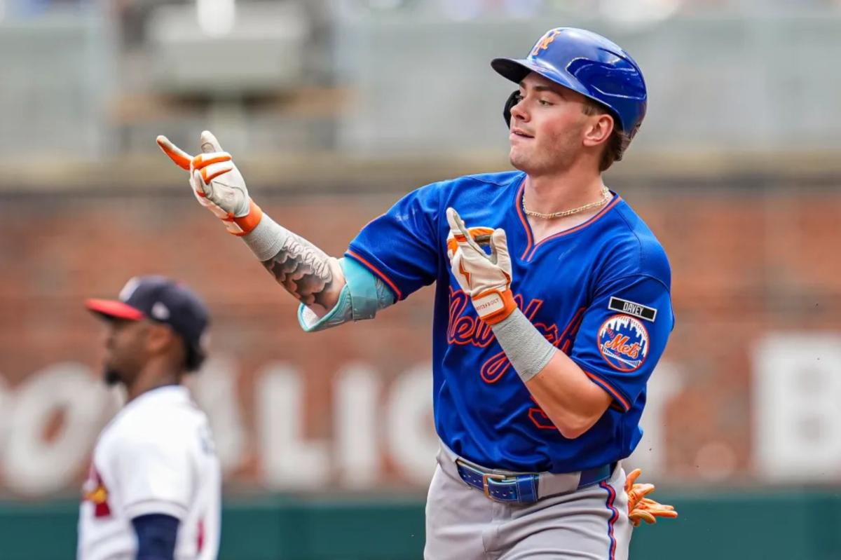 Mets' A.J. Ewing continues to step up against lefties