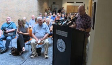 man speaks at onondaga county government hearing