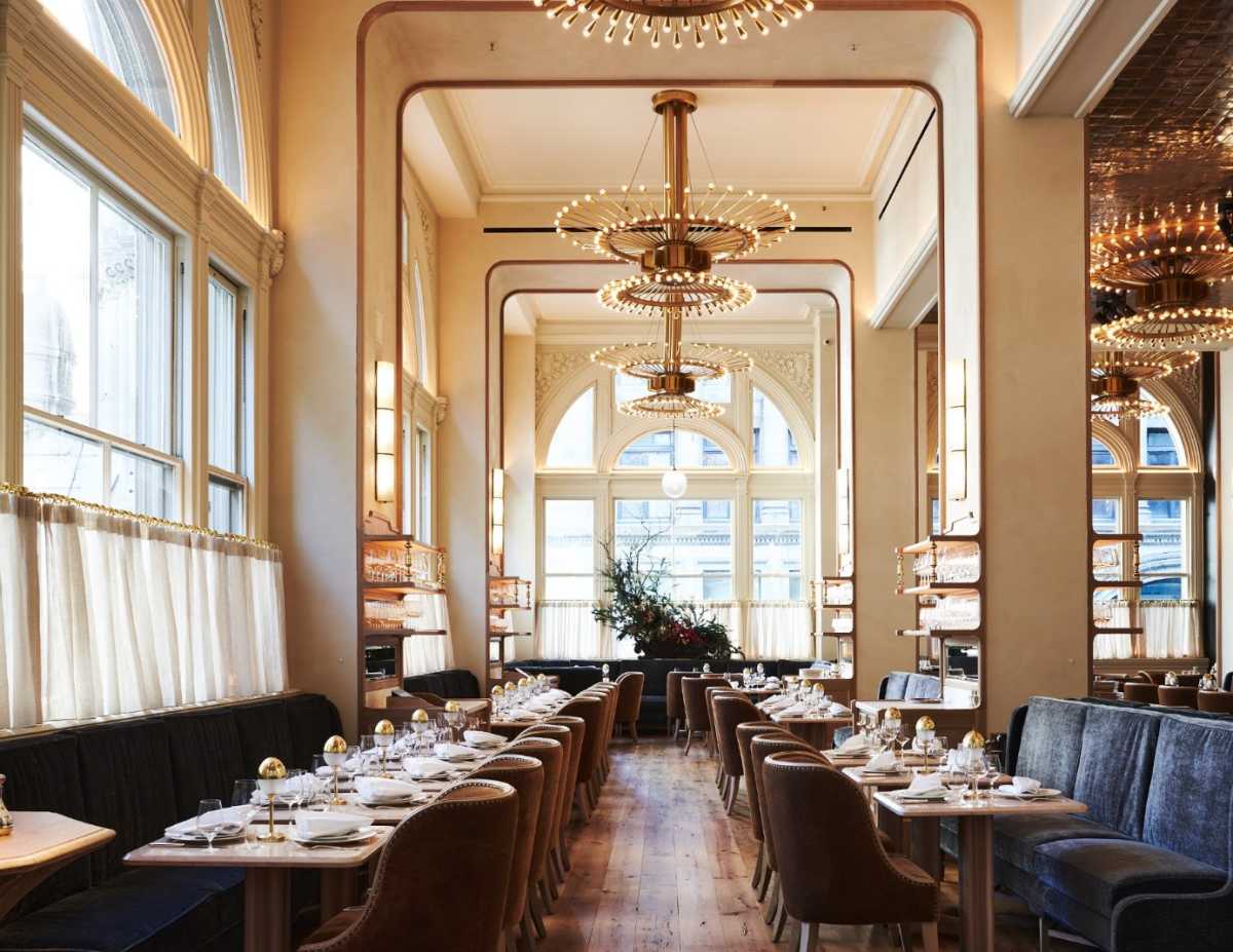 Airbnb buys high-profile Park Avenue building for $81.5 million