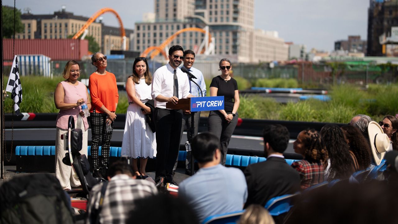 On Monday, Mayor Zohran Mamdani promised that a new initiative will cut through bureaucratic red tape. (Michael Appleton/Mayoral Photography Office)