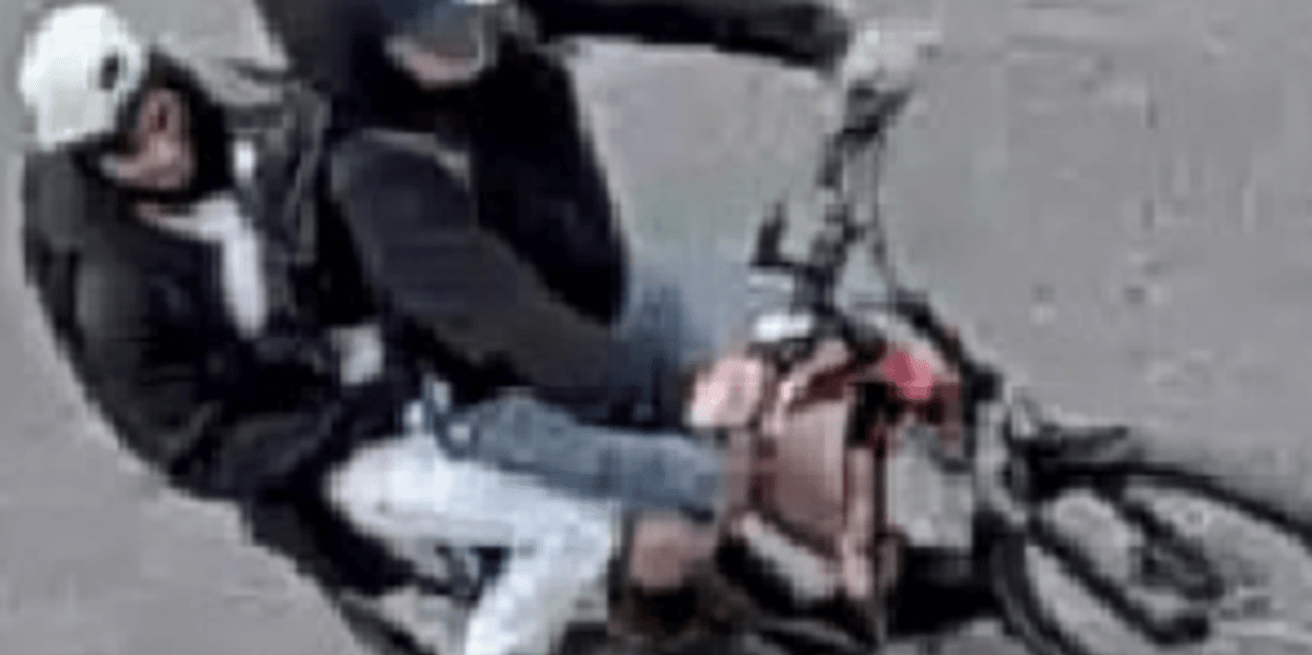 Moped- and bicycle-riding duo sought in 15 NYC robberies