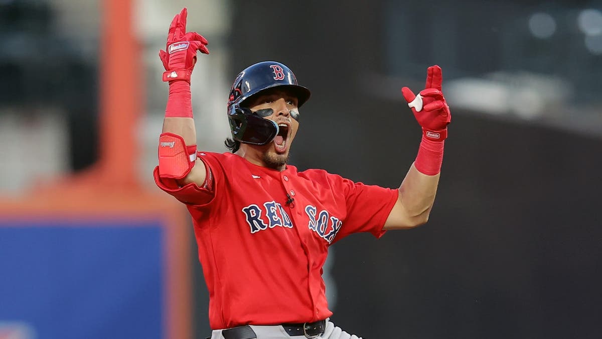 Boston Red Sox second baseman Anthony Seigler
