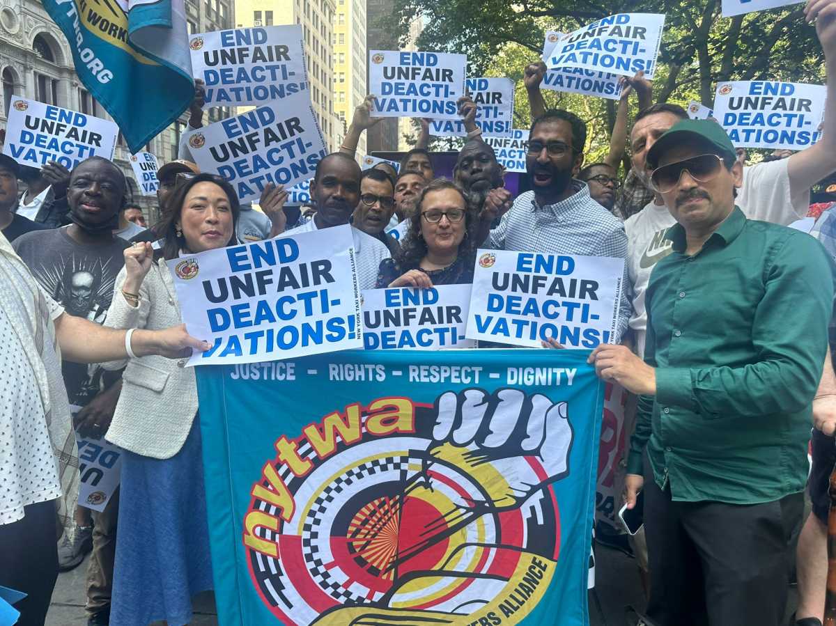 Nearly 20,000 NYC taxi, livery and rideshare drivers win $140 million settlement in 20-year-old case