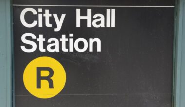 Teenager arrested for sexually abusing mom traveling with 2 kids on NYC subway