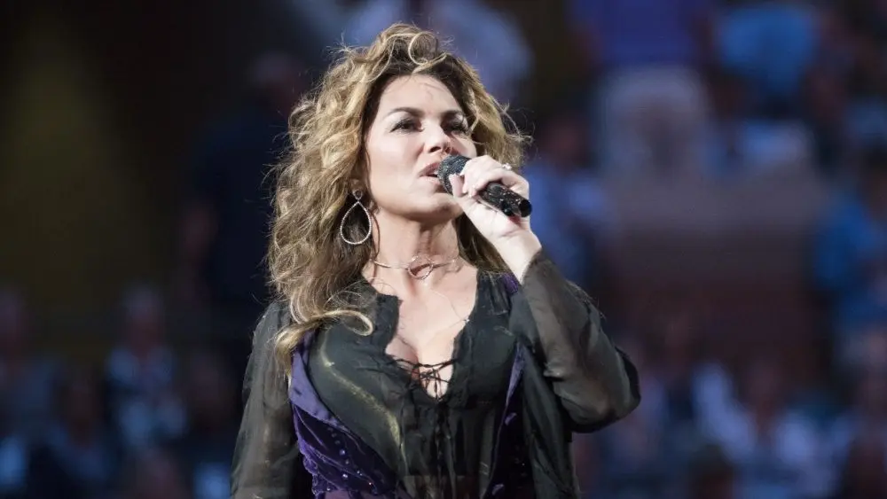 Shania Twain performs during opening ceremony at US Open Championships day 1 at Billie Jean King Tennis center New York^ NY USA - August 28^ 2017