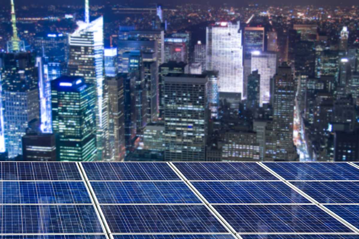 NYC officials urge Hochul to sign balcony solar bill