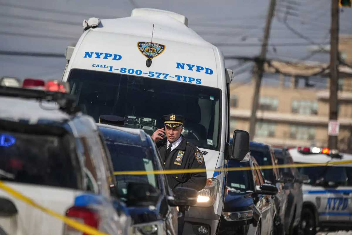 South Richmond Hill woman arrested, accused of murdering her mother at family home: NYPD – QNS