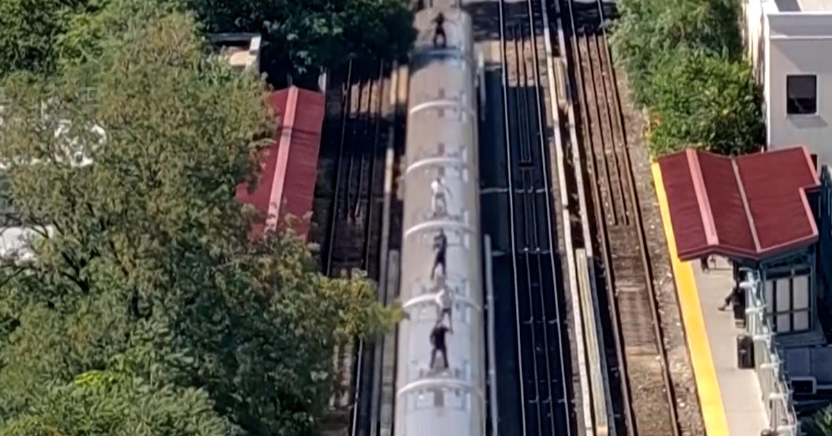 New aerial video of deadly subway surfing trend released by NYPD