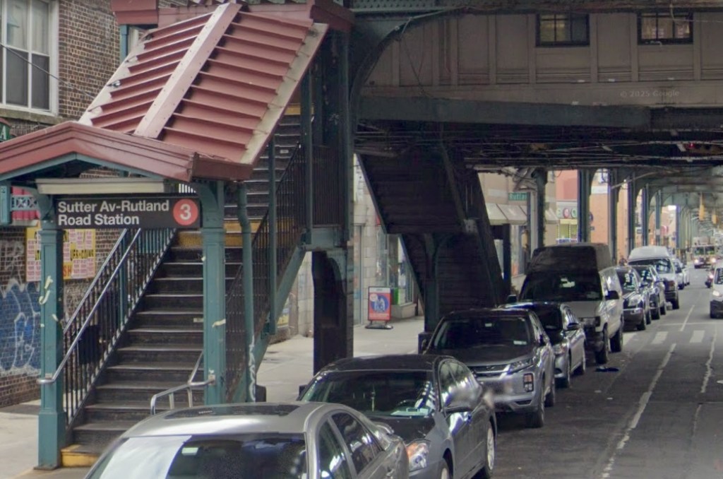 The exterior of Sutter Avenue–Rutland Road station in Brooklyn.