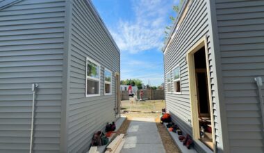 Albany auditor discusses benefits of tiny home housing model