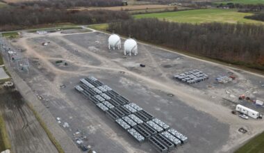 Hochul order puts large data centers on hold in NY