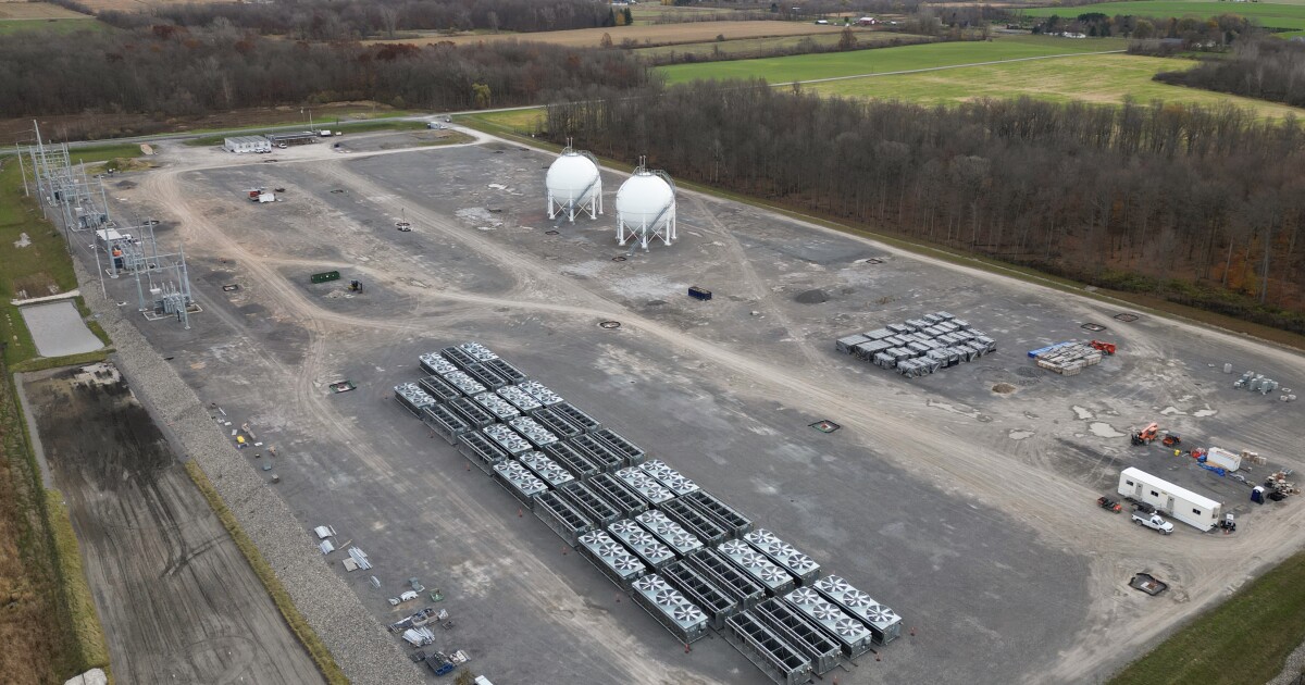 Hochul order puts large data centers on hold in NY