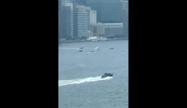 Seaplane lands in New York City's East River, no injuries reported