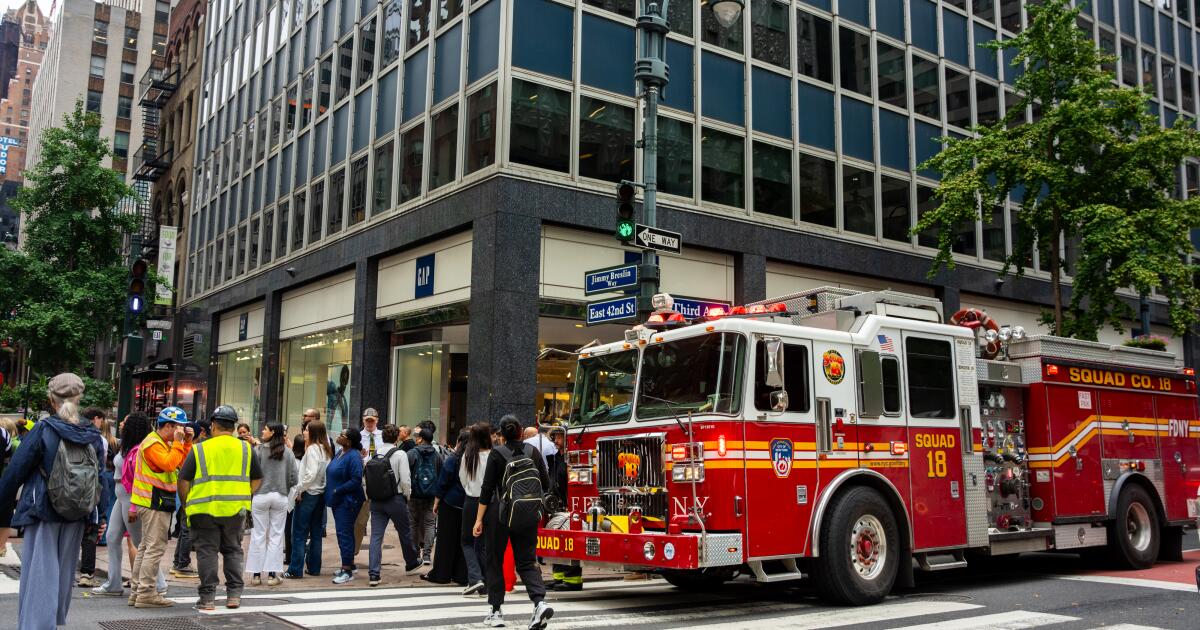 Buckled columns in Manhattan high-rise force evacuations