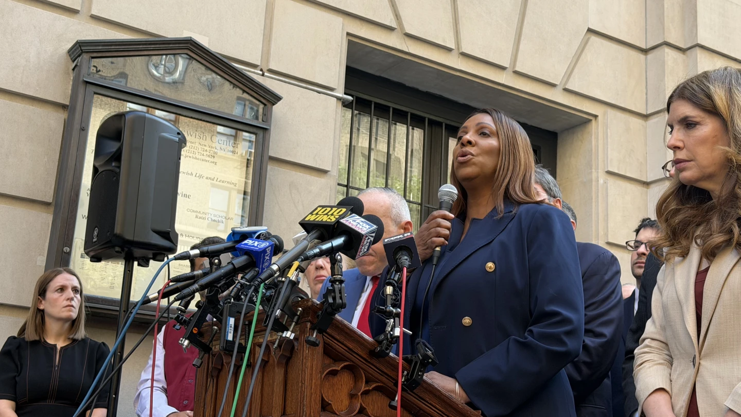 Jewish stabbing victim named, 'especially frustrating' since Moshe Grunhaus was in process of leaving Manhattan to move to Florida, sources say - Israel & Jewish News