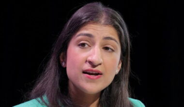 New York Mayor Taps Ex-FTC Chair Khan for Key Economic Post, Separately Faces Suit Over Rent Freeze