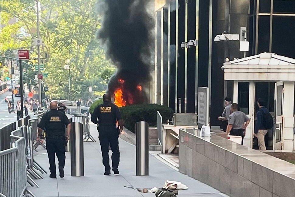 Ex-Soldier Started a Fire and Fired a Pellet Gun Outside a New York Federal Building, FBI Says