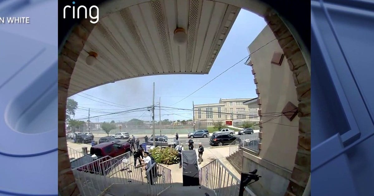 Video captures Queens standoff aftermath as 2 people allegedly killed by relative
