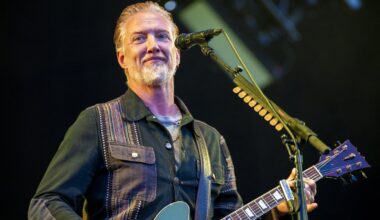 Queens Of The Stone Age launch complaint hotline for fans