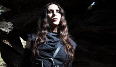 Chelsea Wolfe releases new single with video "Seethe" featuring Troy Van Leeuwen (Queens of the Stone Age)