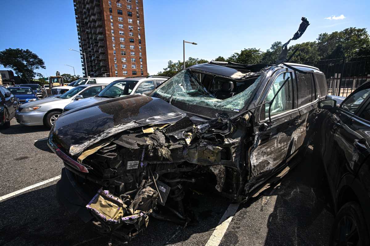 Three teens killed in horrific Belt Parkway collision in Brooklyn weren’t wearing seatbelts: cops