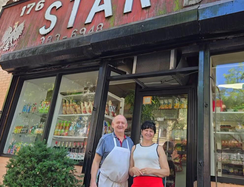 NYC Reddit User Becomes Silent Superman for Greenpoint’s Local Businesses