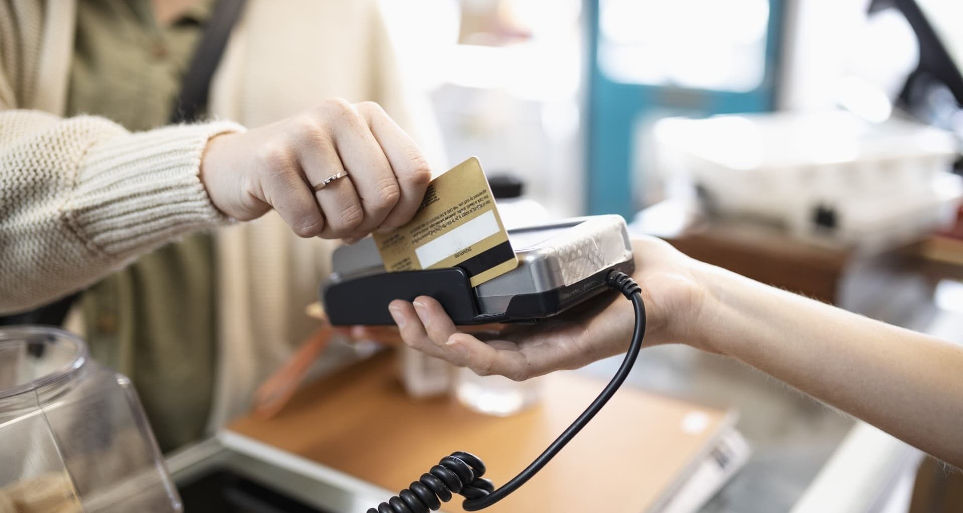 NY Fed: Credit card debt hits $1.26 trillion, K-shaped divide persists