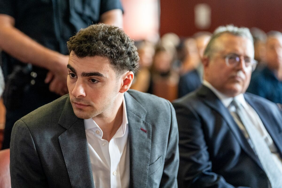 Luigi Mangione Murder Trial in New York State Court Delayed for Months