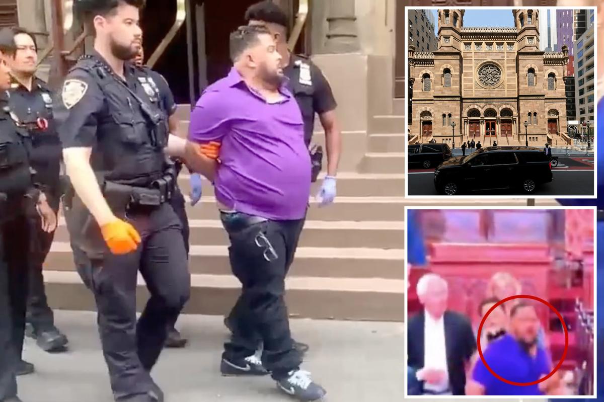 Lunatic who attacked NYC synagogue told cops 'F--k the Jews'