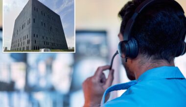 Glitch in NYC 911 system silenced nearly 1,700 emergency calls