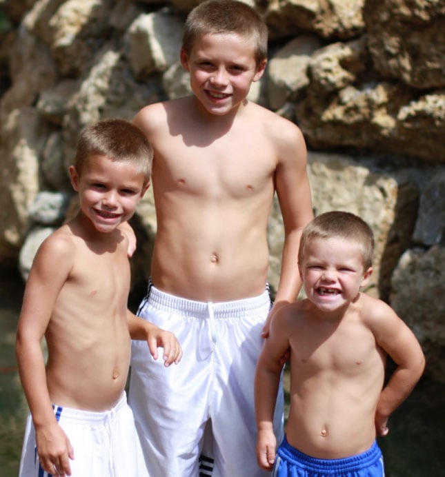 Cruz Beckhams rare post about Brooklyn raises eyebrows amid Beckham family feud