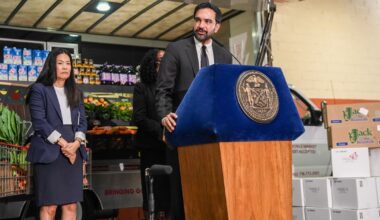 FACT FOCUS: No, you won't need an ID to shop at city-owned grocery stores in New York City :: WRAL.com