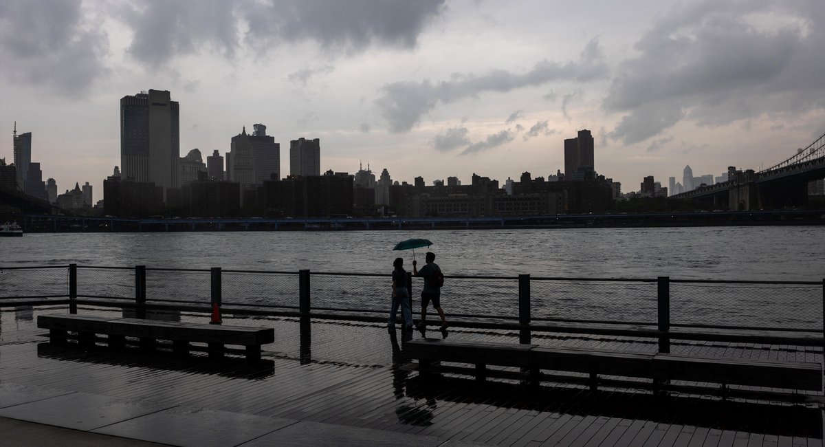 Heavy rain could bring flash flooding to NYC on Monday, NWS says