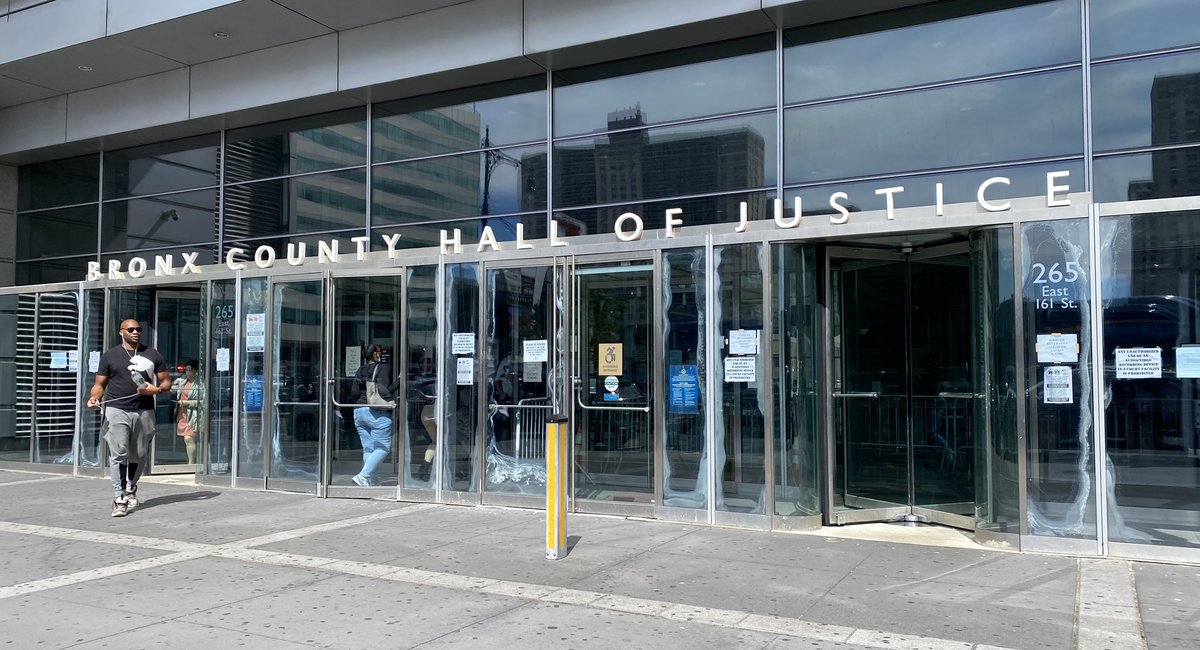 Public defenders strike drags on, leaving Bronx and Manhattan clients in limbo