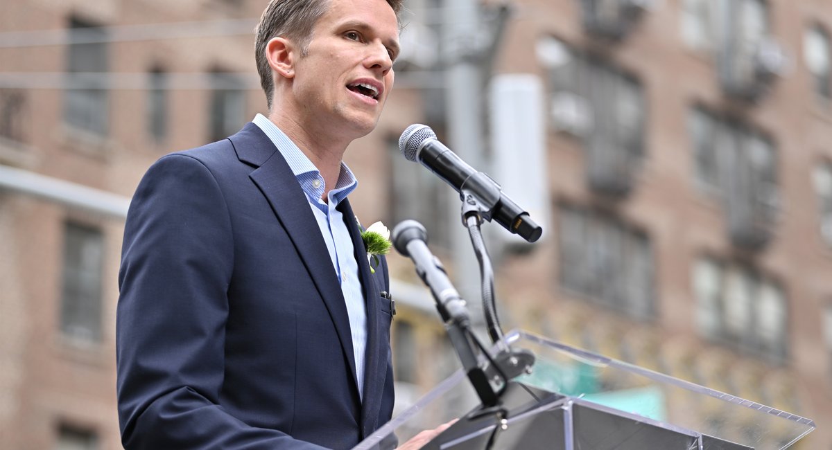 New York lawmakers propose lifting 1985 ban on LGBTQ+ bathhouses