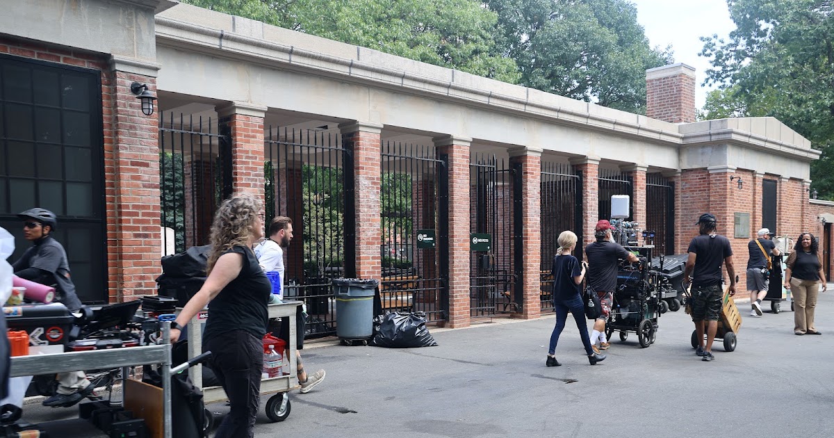 EV Grieve: About 'Gin Joint,' the Apple+ series that filmed in the East Village yesterday
