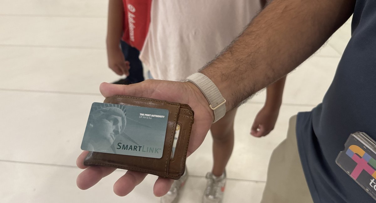 Bye, bye SmartLink: Old PATH cards going out of service Sept. 1