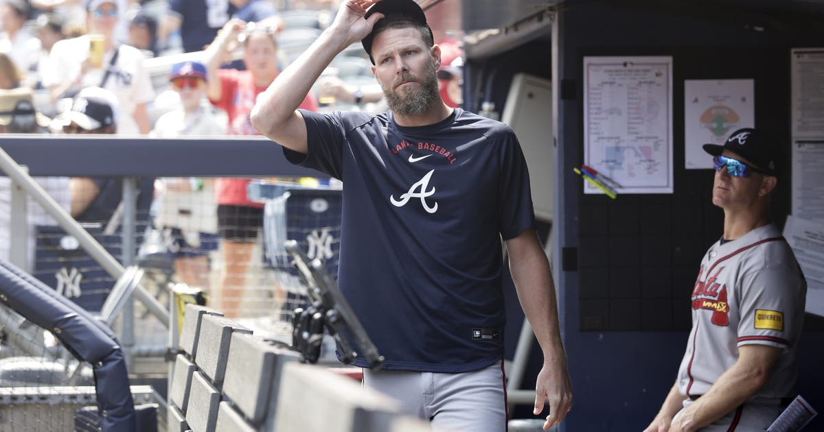 Braves ace Chris Sale tossed before first pitch in New York