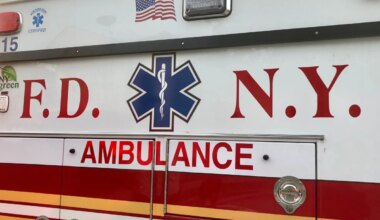 Drowning teen dies after he's pulled from water by rescuers at NYC Rockaway Beach