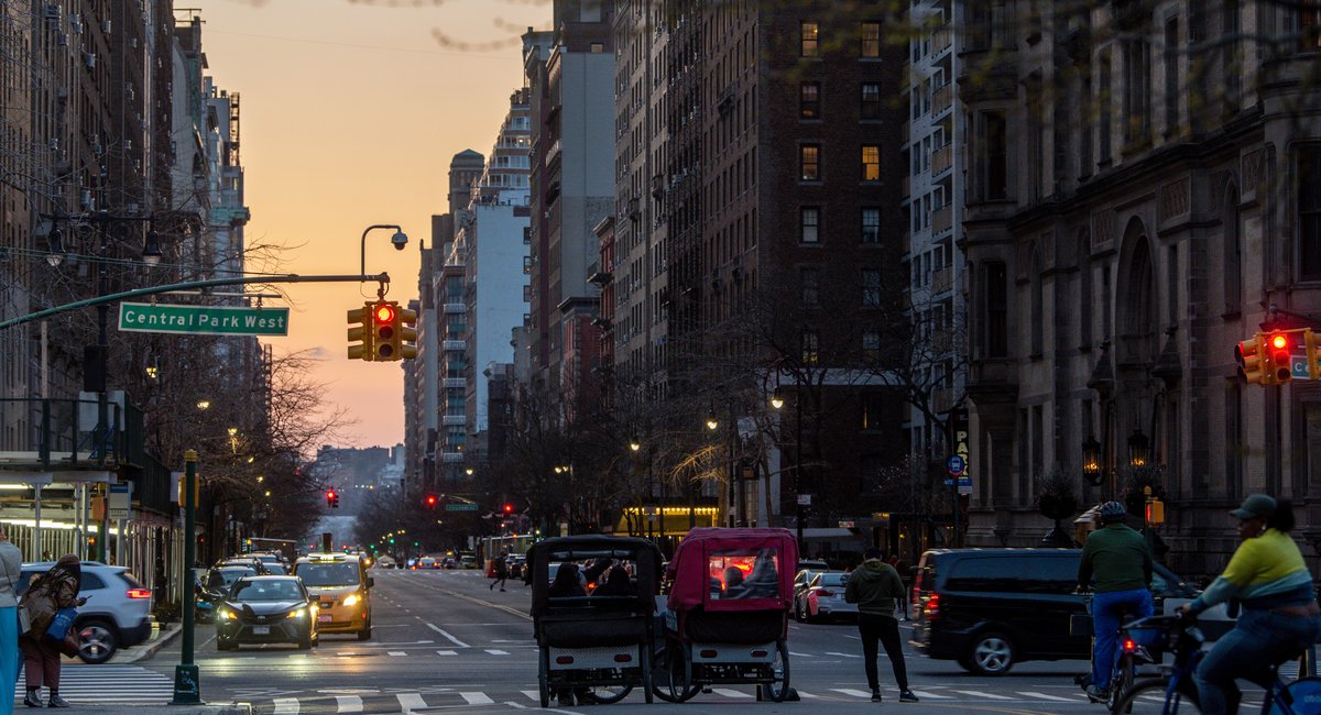 NYC pedicab bill looks to pump the brakes on rides that can cost tourists $1K